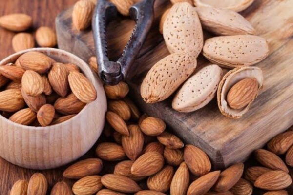 Manfaat-Kacang-Almond