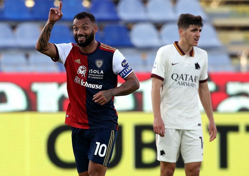 Hasil Cagliari vs AS Roma