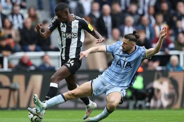 Hasil Newcastle vs Tottenham