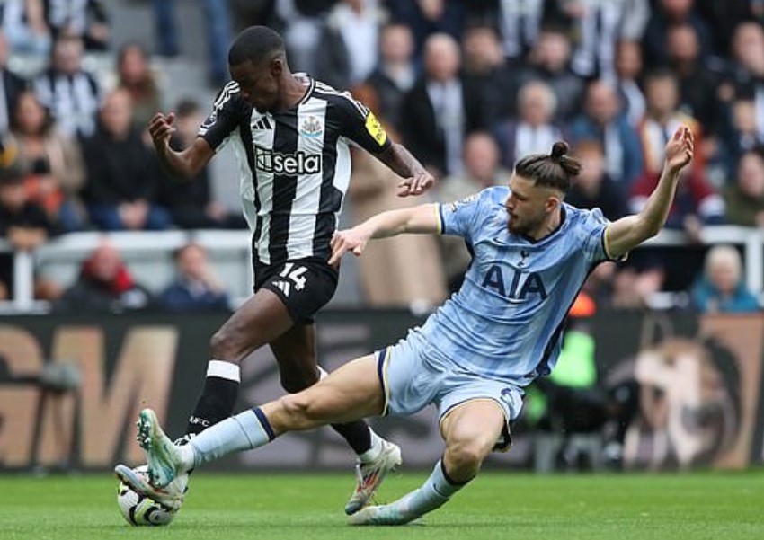 Hasil Newcastle vs Tottenham