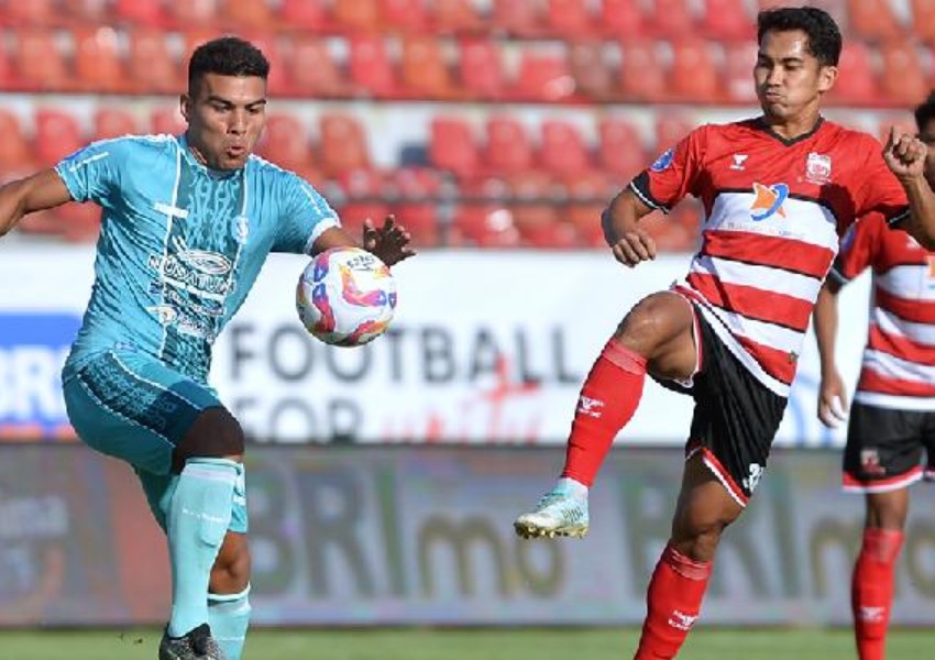 Hasil PSBS Biak vs Madura United